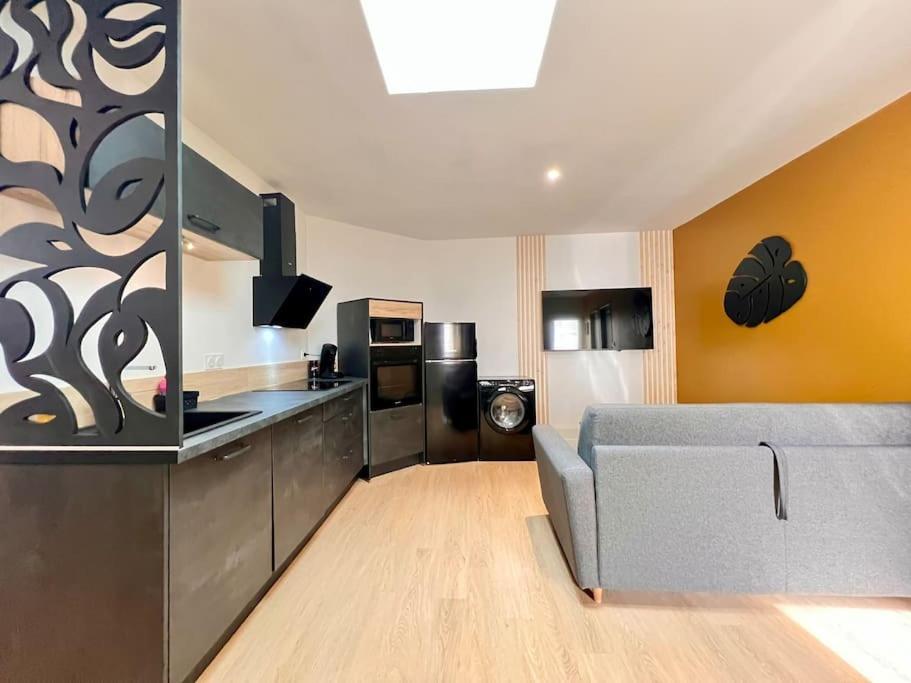 Maison La Feuilleraie N3-Standingmaison-Wifi-Proche Centre Ville-Property Rental Nm فونتيناي لو كومت المظهر الخارجي الصورة