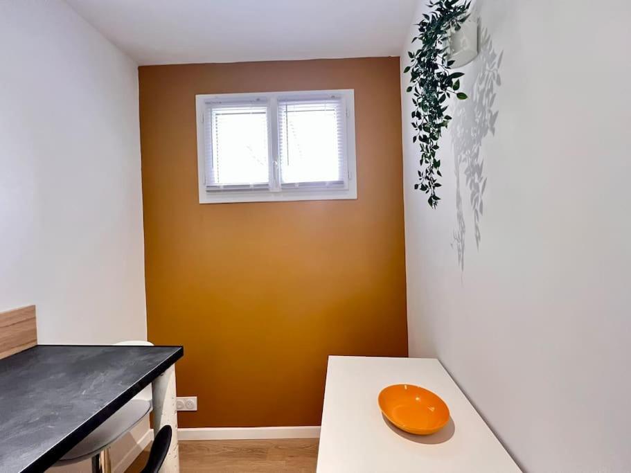 Maison La Feuilleraie N3-Standingmaison-Wifi-Proche Centre Ville-Property Rental Nm فونتيناي لو كومت المظهر الخارجي الصورة