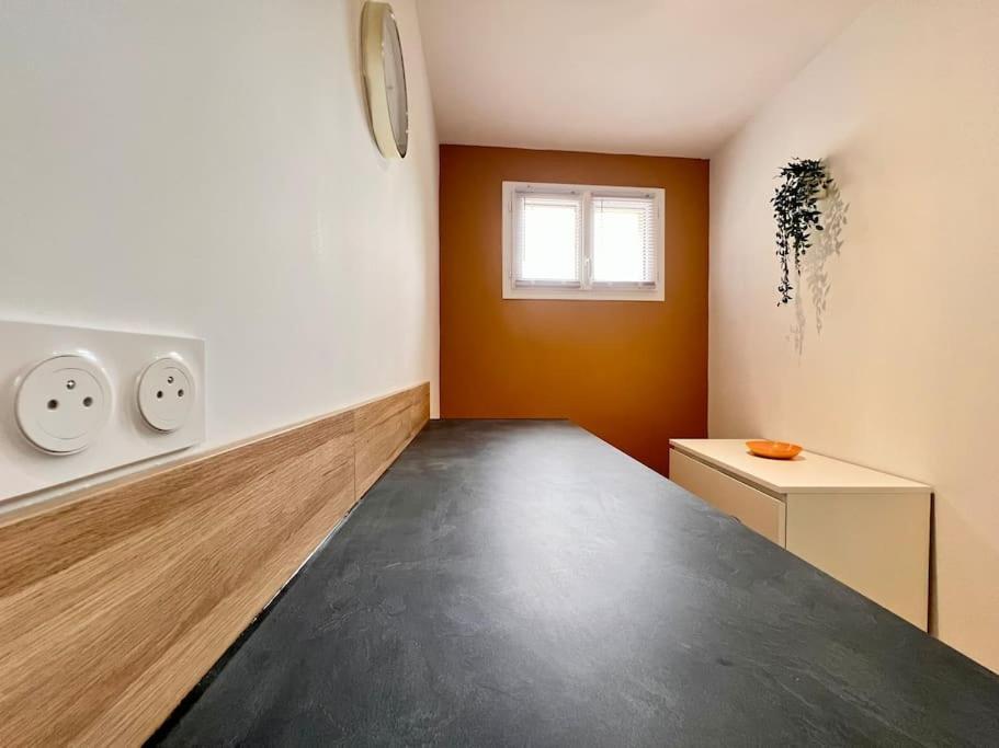 Maison La Feuilleraie N3-Standingmaison-Wifi-Proche Centre Ville-Property Rental Nm فونتيناي لو كومت المظهر الخارجي الصورة