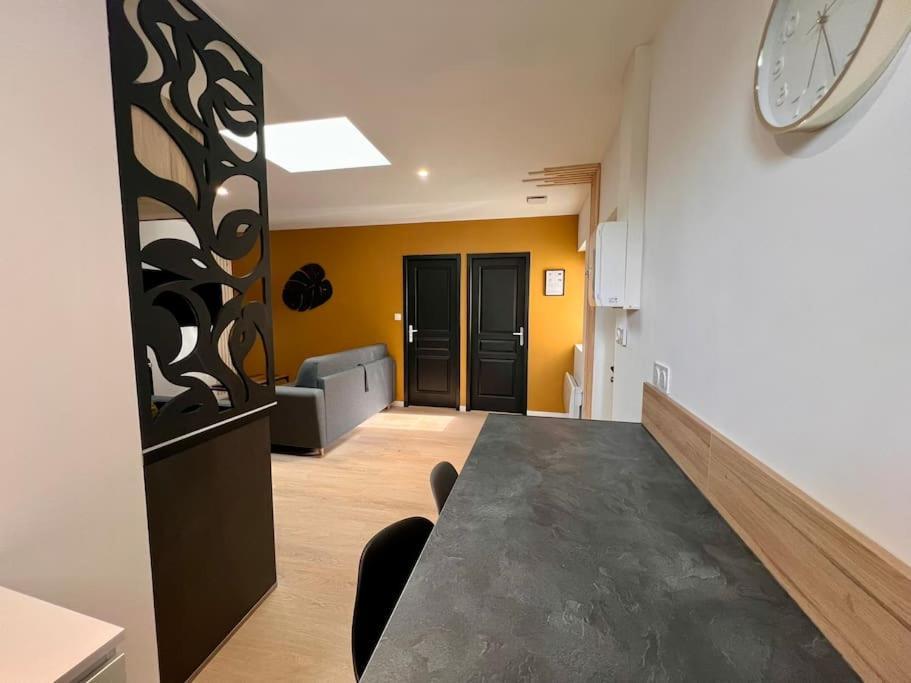 Maison La Feuilleraie N3-Standingmaison-Wifi-Proche Centre Ville-Property Rental Nm فونتيناي لو كومت المظهر الخارجي الصورة