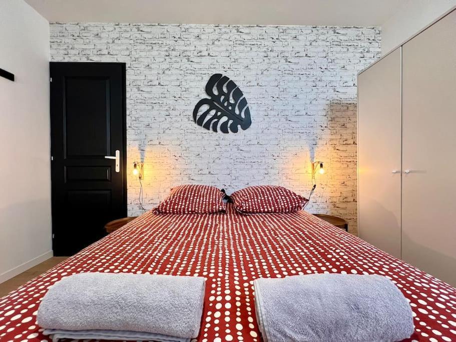 Maison La Feuilleraie N3-Standingmaison-Wifi-Proche Centre Ville-Property Rental Nm فونتيناي لو كومت المظهر الخارجي الصورة