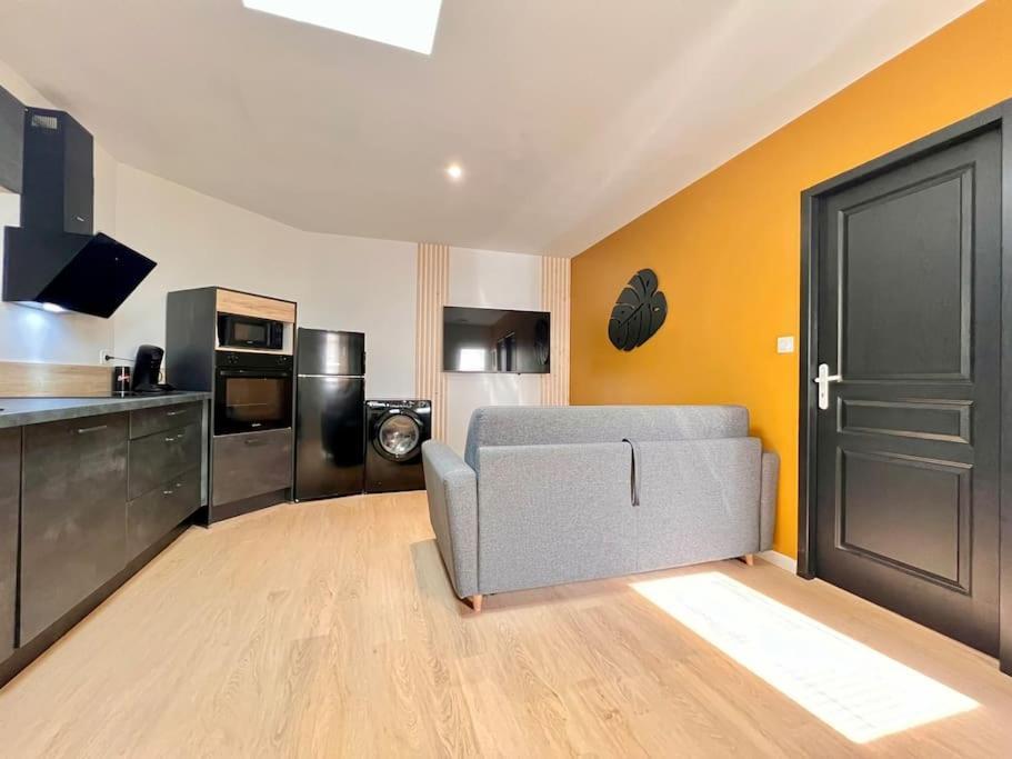 Maison La Feuilleraie N3-Standingmaison-Wifi-Proche Centre Ville-Property Rental Nm فونتيناي لو كومت المظهر الخارجي الصورة