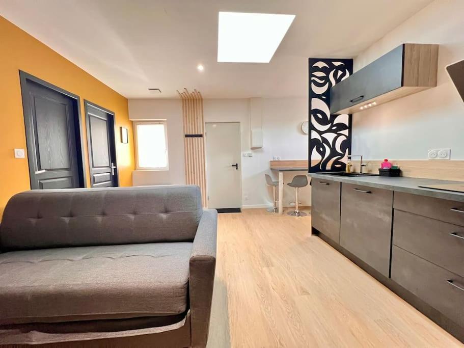 Maison La Feuilleraie N3-Standingmaison-Wifi-Proche Centre Ville-Property Rental Nm فونتيناي لو كومت المظهر الخارجي الصورة