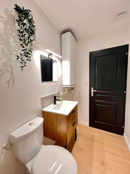 Maison La Feuilleraie N3-Standingmaison-Wifi-Proche Centre Ville-Property Rental Nm فونتيناي لو كومت المظهر الخارجي الصورة