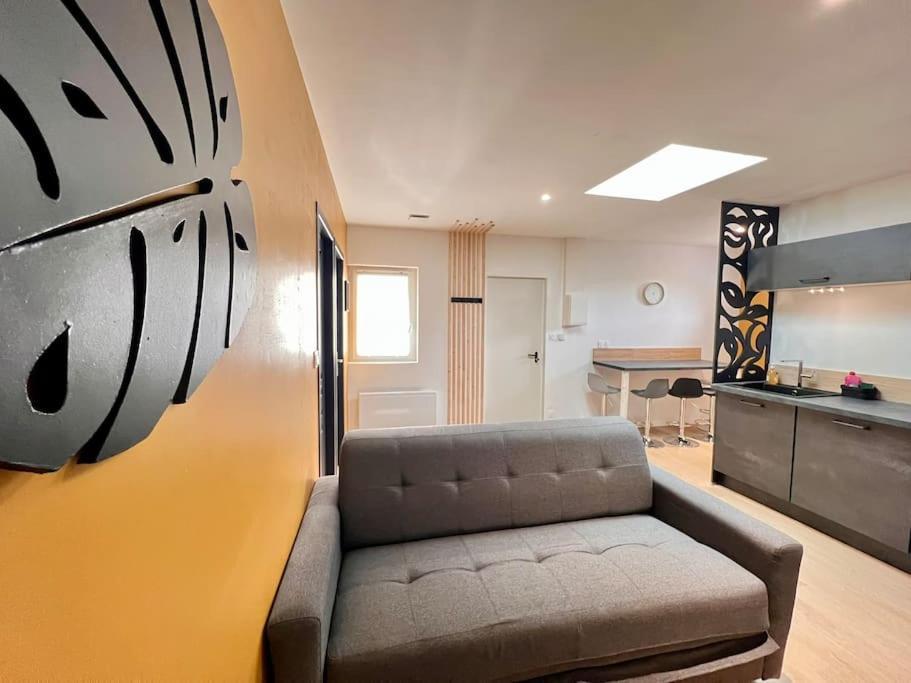 Maison La Feuilleraie N3-Standingmaison-Wifi-Proche Centre Ville-Property Rental Nm فونتيناي لو كومت المظهر الخارجي الصورة